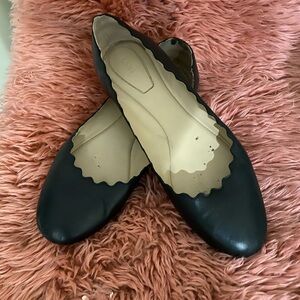 Black Chloe flats